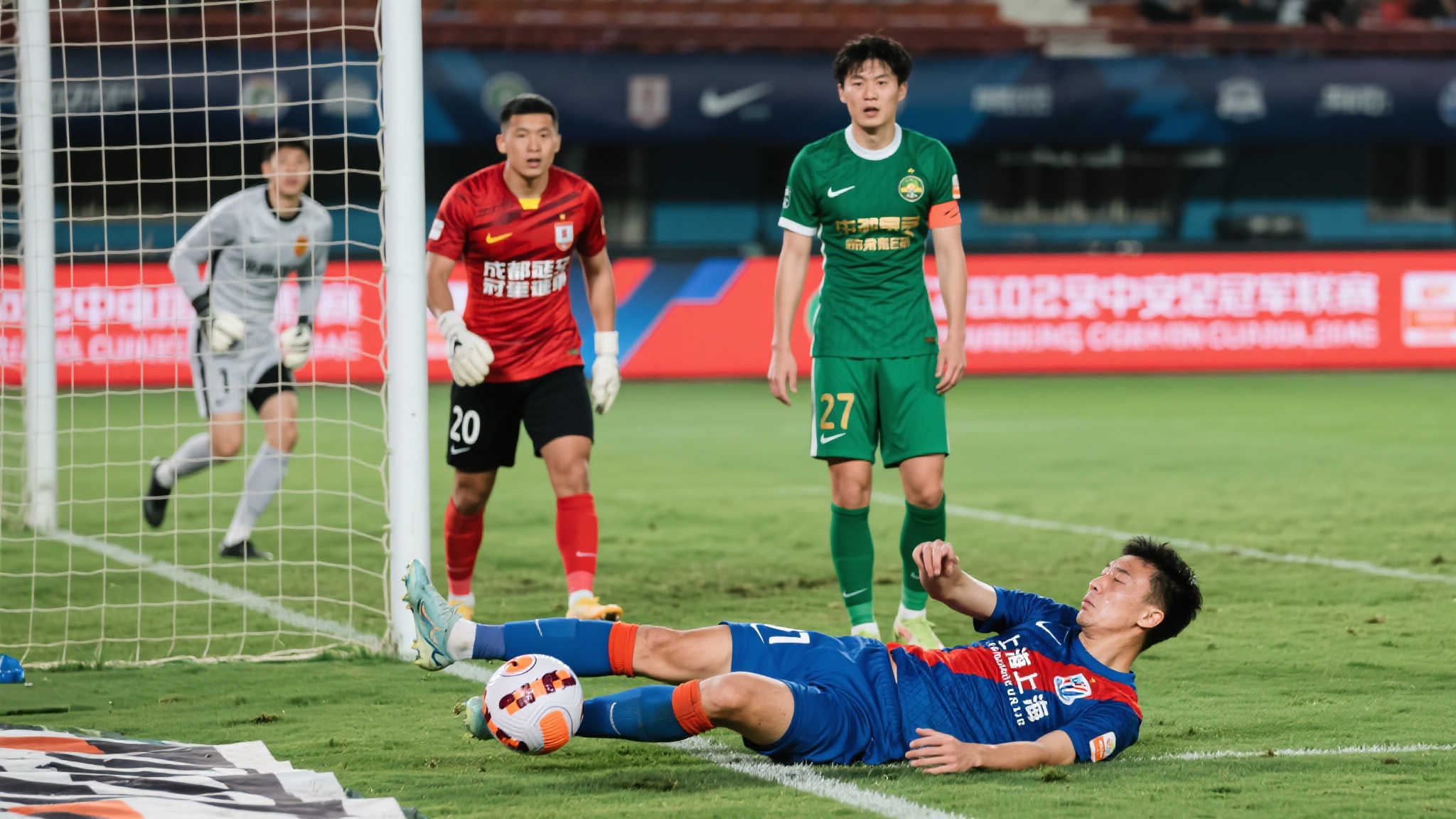 让我们更期 让我们更期